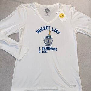NWT Life Is Good white v-neck Bucket List Crusher tee Sz M
